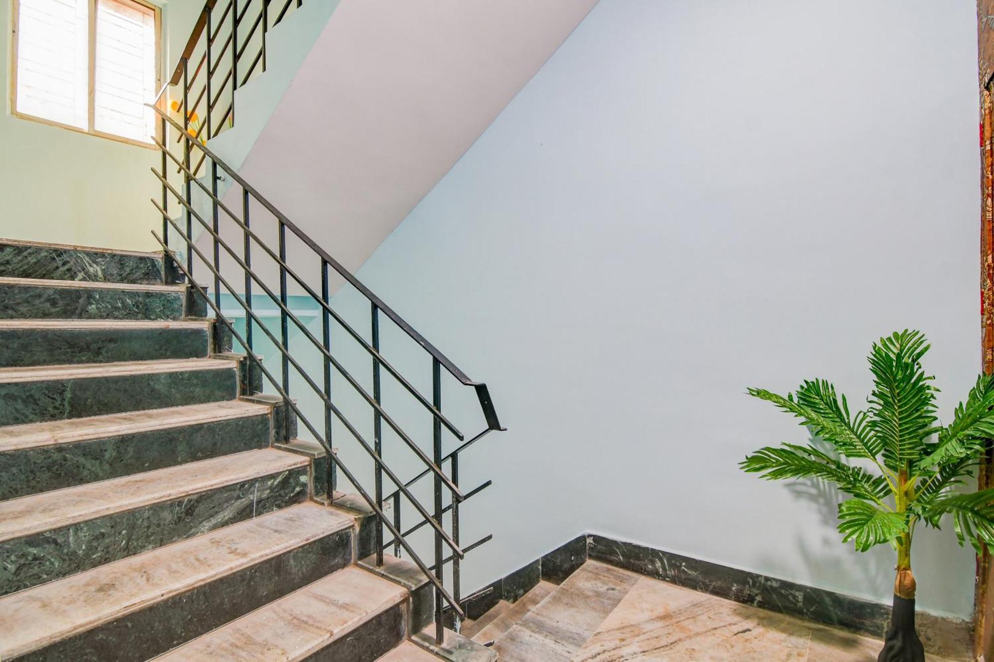 Nager Bazaar Super Hotel O Jessore Road Kolkata Formerly Skyline Serenity מראה חיצוני תמונה